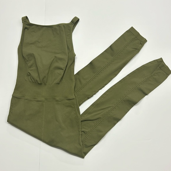FP Movement Free People Good Karma High Neck Onesie Army Green XS/S NWOT - Picture 1 of 9